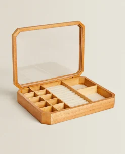 Wooden Jewelery Box