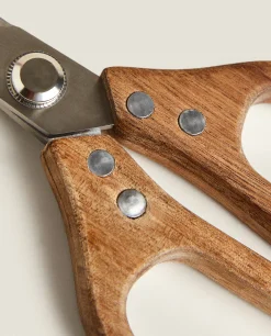 Wooden Kitchen Scissors